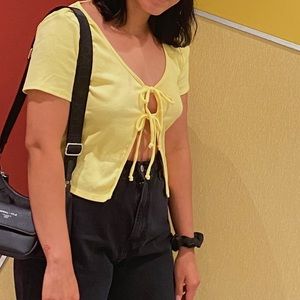 Crop top yellow open front